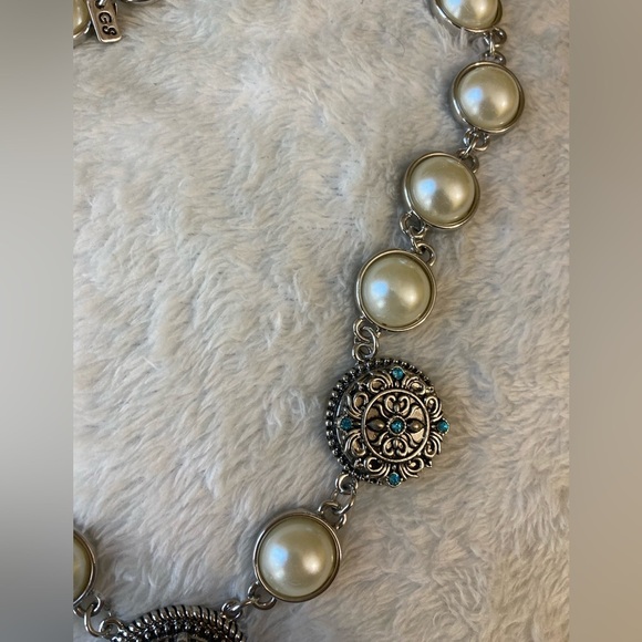 Ginger Snaps Signed Necklace‎ with Crystals Rhinestones & Faux Pearls - Picture 5 of 10